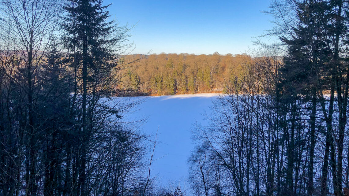 Hør Slåensø synge